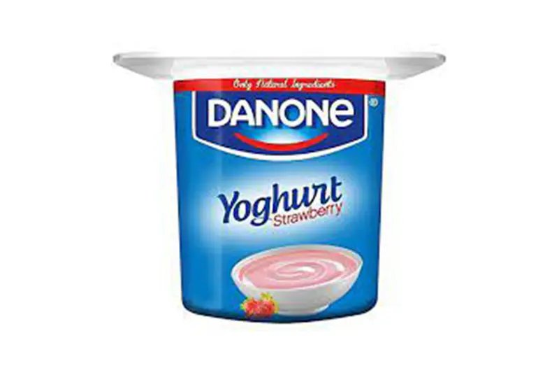 Danone Yoghurt Strawberry ( 4 pack)